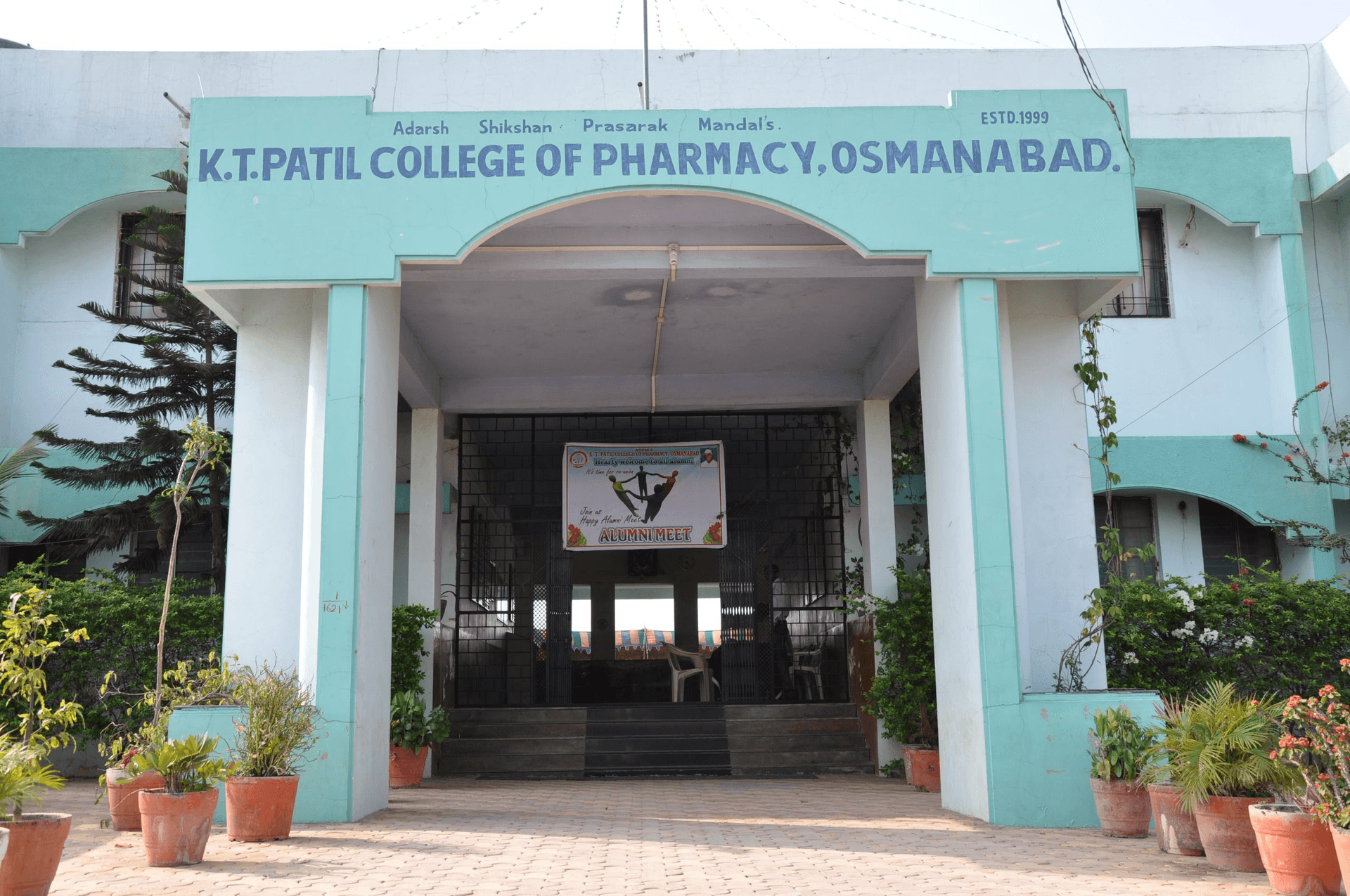 ASPM's K.T. Patil College of Pharmacy campus building in Dharashiv, Maharashtra